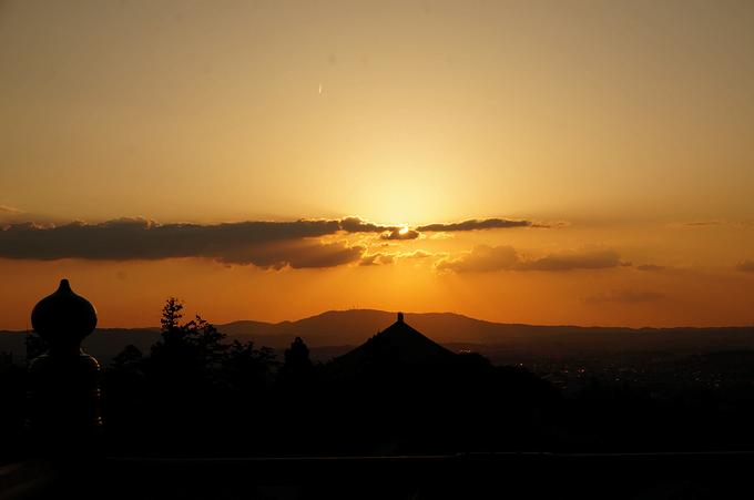 東大寺・二月堂の夕焼け（奈良）