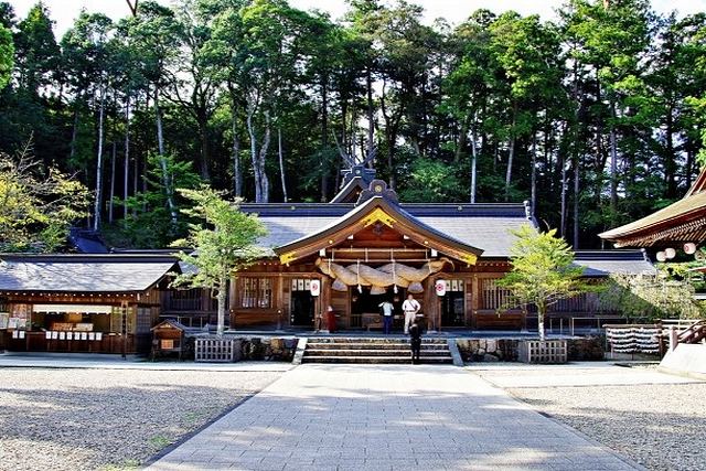 10月の神無月以外に、全国の神様が出雲大社に集う、神在月という異称も