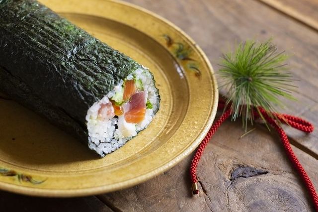 1年の厄や邪気を祓い福を招くための古くからある節分に豆や恵方巻きを食べる時は注意しよう