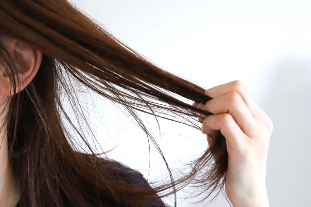 ワセリンはヘアケアにも使うことができる